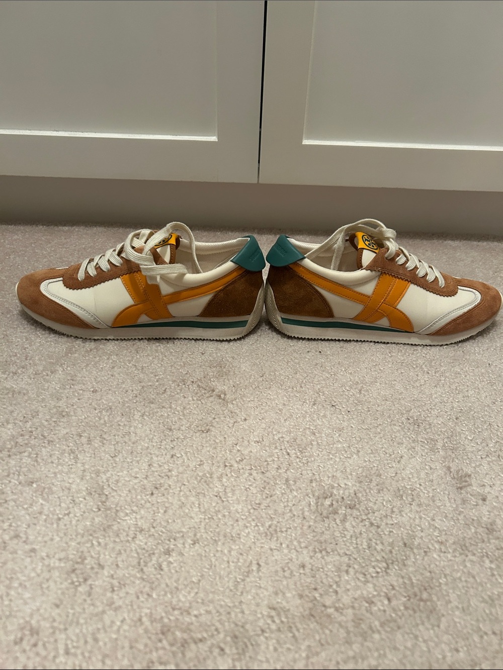 Tory Burch Hank Sneaker new ivory , orange citrine, bright lago color - Picture 4 of 4